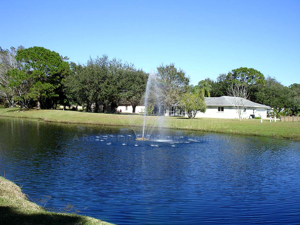 Bay Pointe Yacht And Racquet Club View of Water
